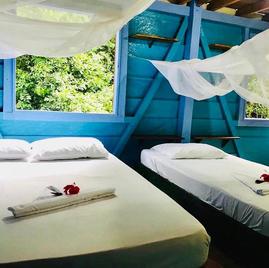 Hostal Doble Vista Capurganá エクステリア 写真