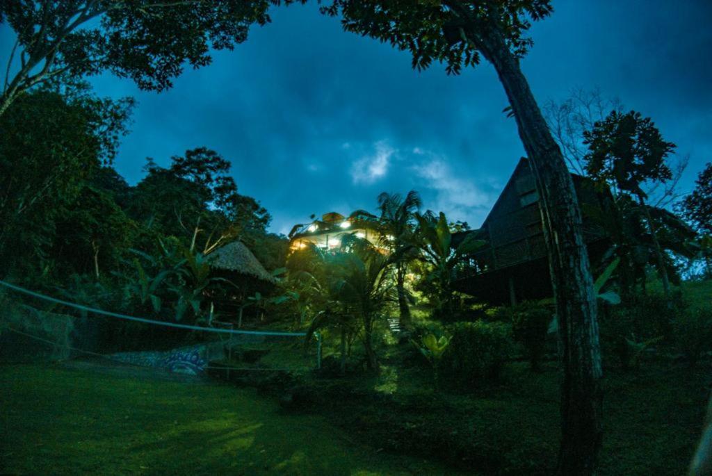 Hostal Doble Vista Capurganá エクステリア 写真