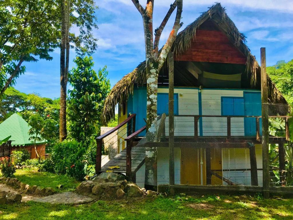 Hostal Doble Vista Capurganá エクステリア 写真
