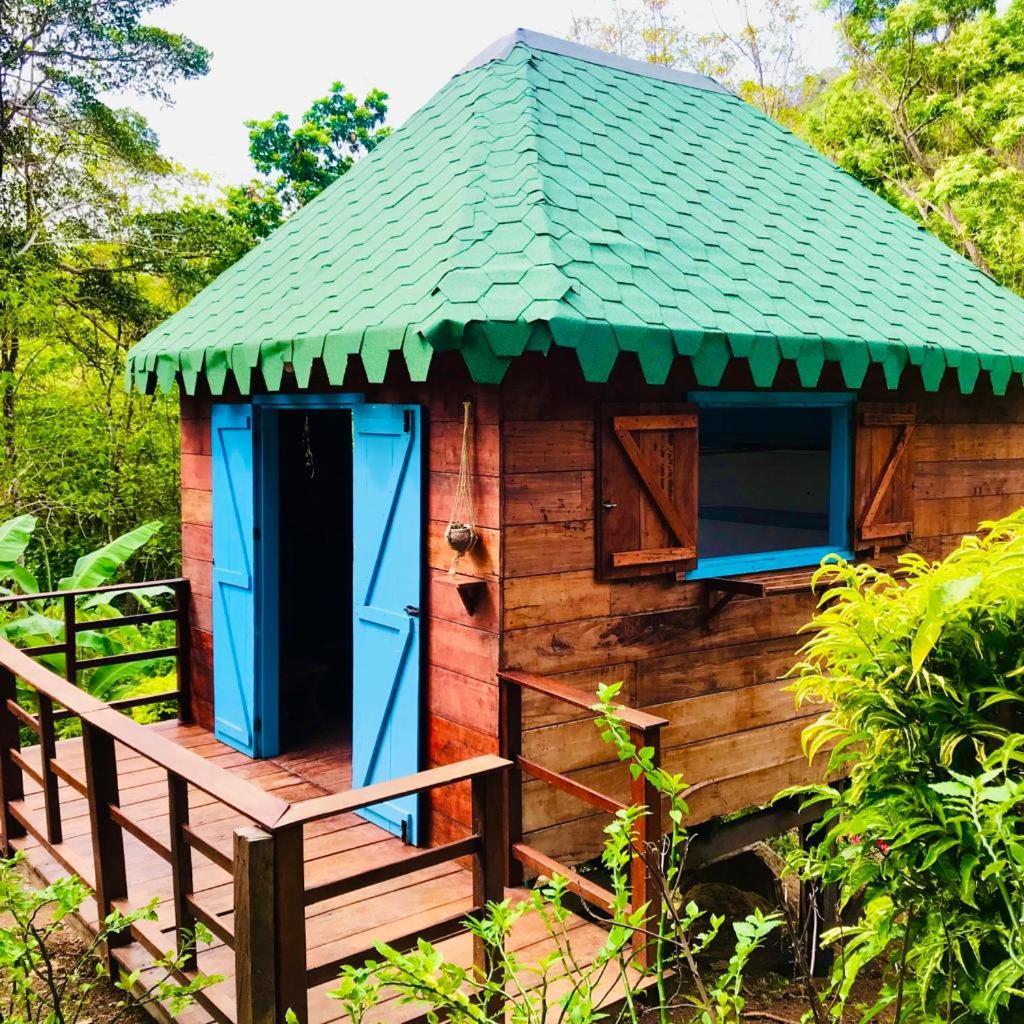 Hostal Doble Vista Capurganá エクステリア 写真