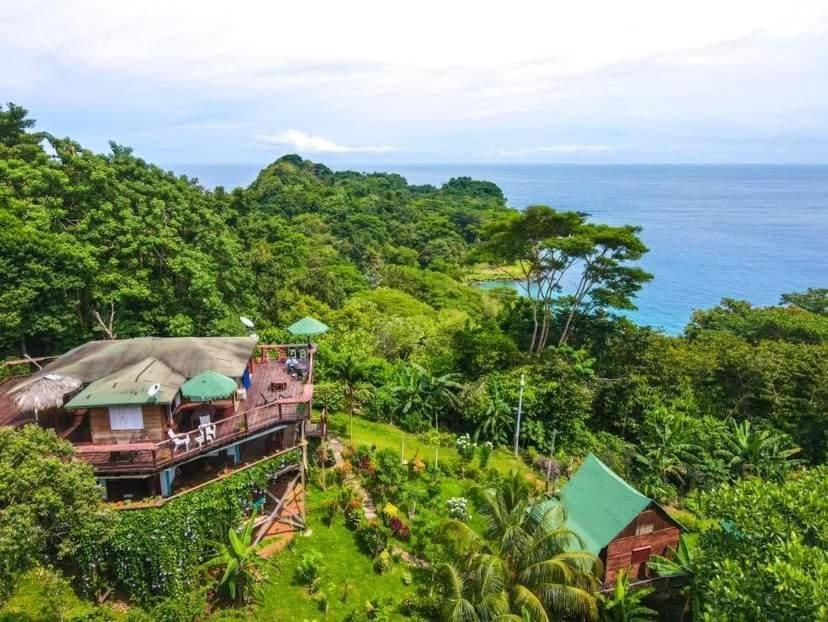 Hostal Doble Vista Capurganá エクステリア 写真