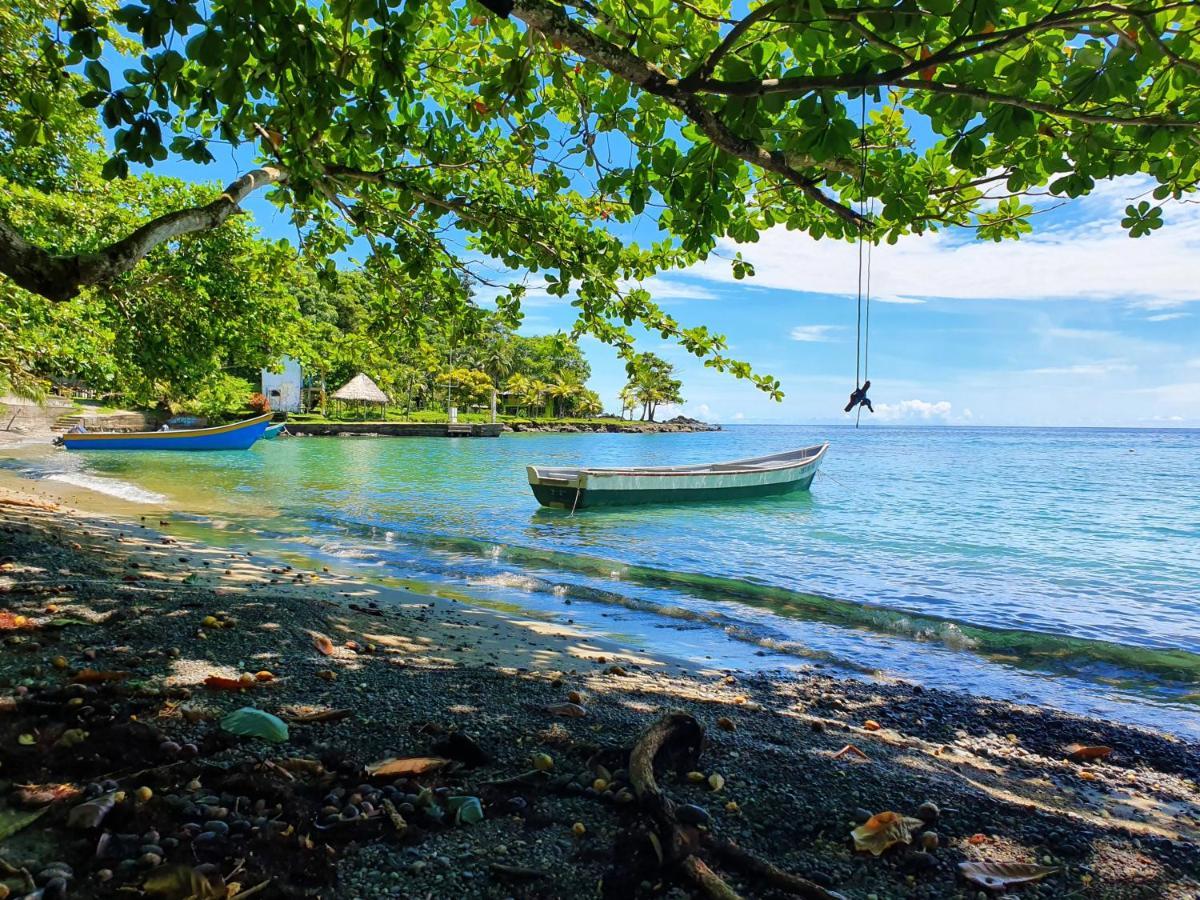 Hostal Doble Vista Capurganá エクステリア 写真